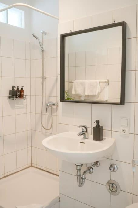 Stadtoase Wohnung Nahe Hauptbahnhof Koblenz  Ngoại thất bức ảnh